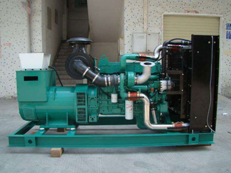 常熟1100kw康明斯柴油发电机组图片 常熟1100kw康明斯柴油发电机组图片